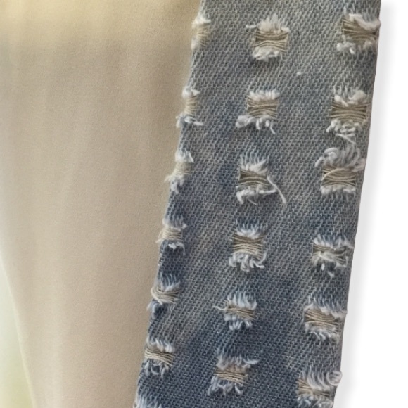 Love Richie sheer cream blazer with blue trim Size small - Picture 7 of 9